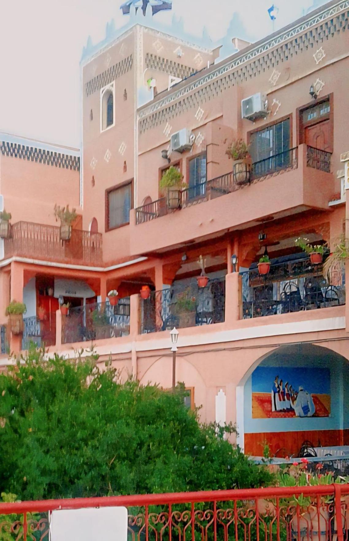 Kasbah La Famille Berbere Hotel Boumalne Екстериор снимка